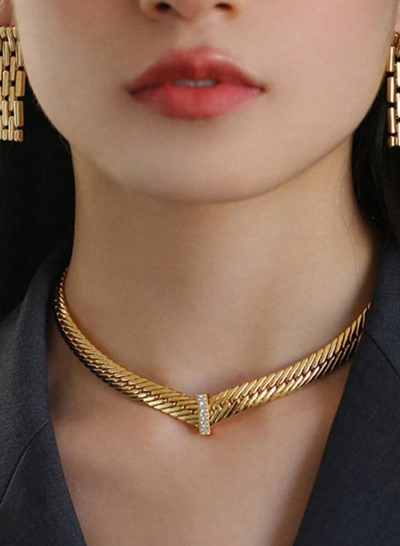 Luxury u0026 Elegant 18k Gold Plated Stainless Steel Necklace For Women