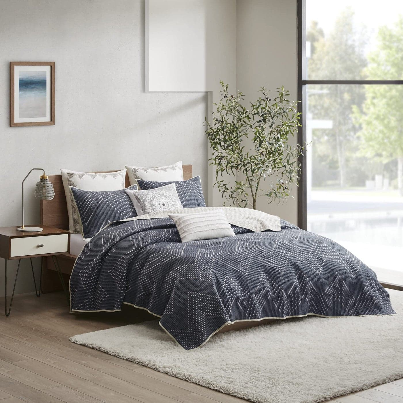 INKIVY Reversible Cotton Quilt Set Trendy Chevron Design Summer Cover Breathable Coverlet Lightweight All Season Bedding Layer for Winter Matching Shams KingCal King104x92 Navy 3 Piece