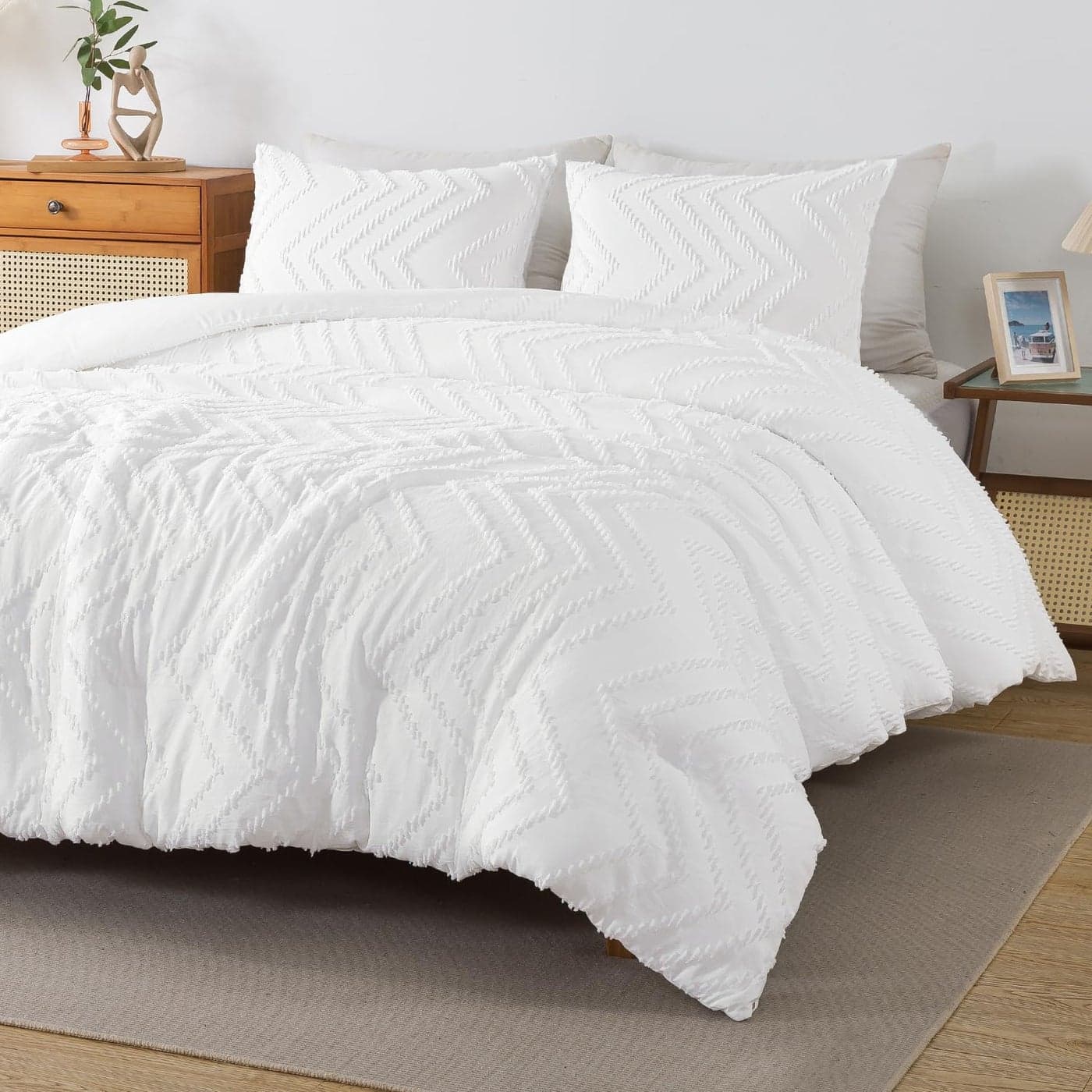 Andency White Comforter King Size Boho Soft Fluffy Warm Lightweight Bedding Comforter Sets for King Bed 3 Pieces Chevron Tufted Aesthetic Microfiber Lightweight Comforter Set
