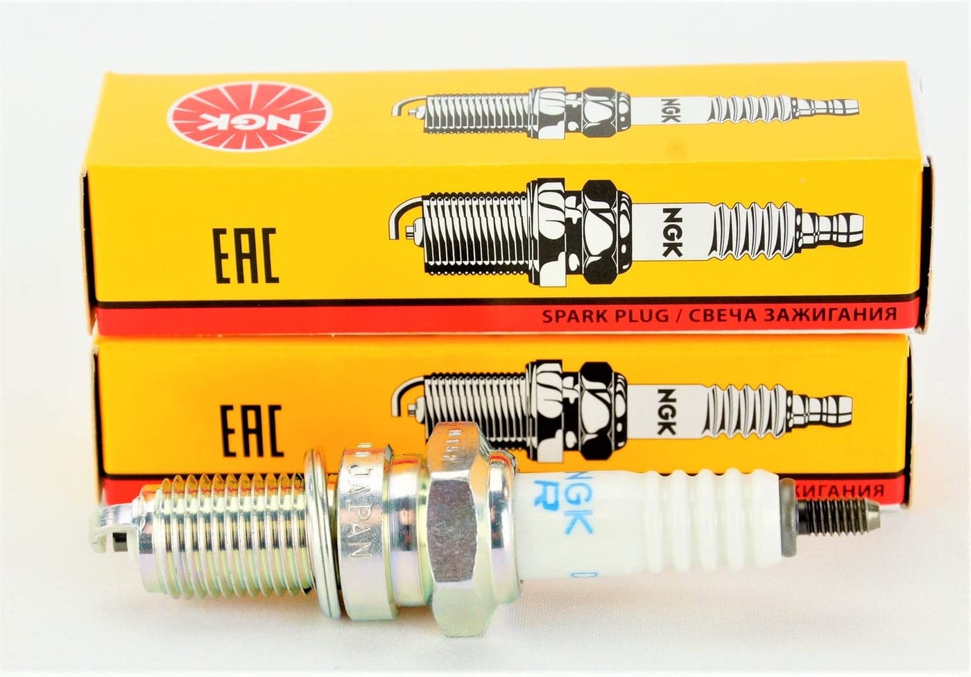 2 PCSNEW NGK 4929 Standard Spark Plugs DPR8EA9