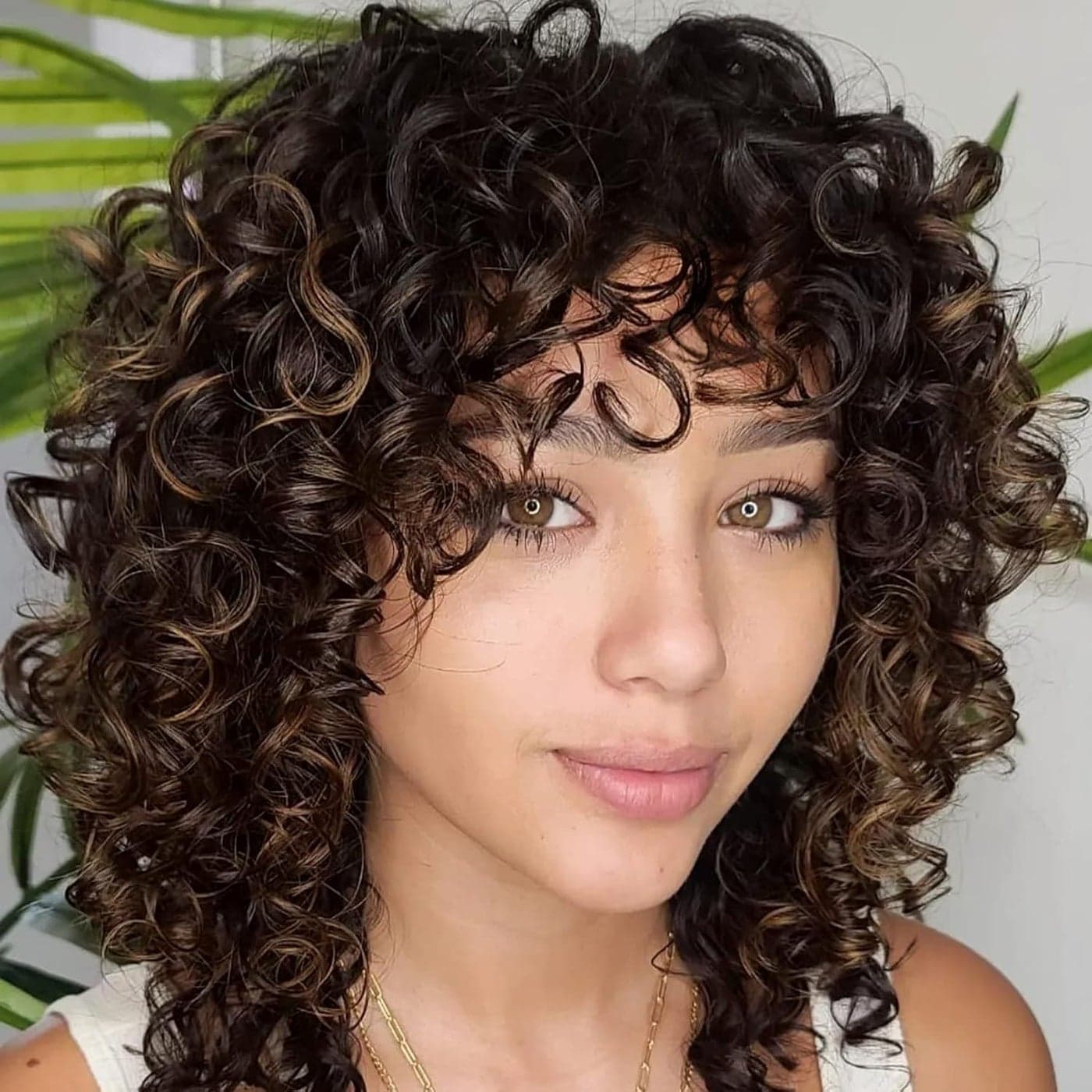 LONAI Short Curly Wig with Bangs for Women Brown Wigs with Bangs WIG006 Curly Synthetic Wig for Daily Use Party CosplayBlack Brown mixed Blonde