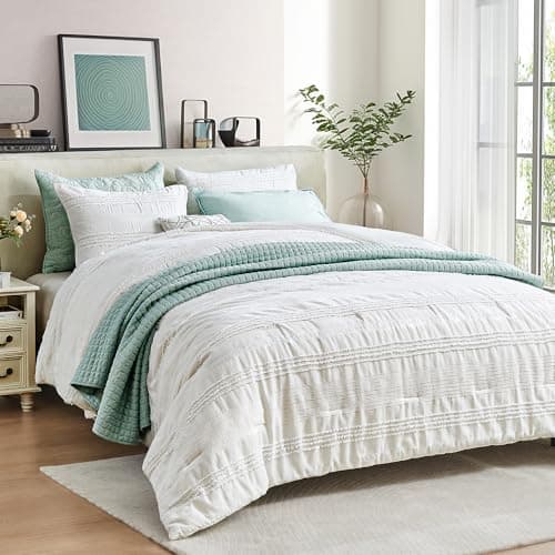 Wonderful White Comforter Set King, Clipped Jacquard Striped Cotton Lightweight Comforter with Pillow Shams, Fluffy Bedding Set for All Season