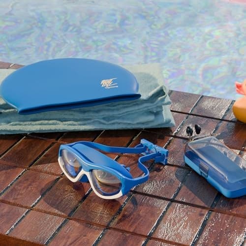 Lifelong Swimming Combo Kit for Kids 5+ Years,Swim Cap,Swimming Goggles with Earplug Attached,Noseclip & Microfibre Towel,Easy Fit Swimming Accessories,Waterproof Swimming Cap,Anti-Fog Glasses,Blue
