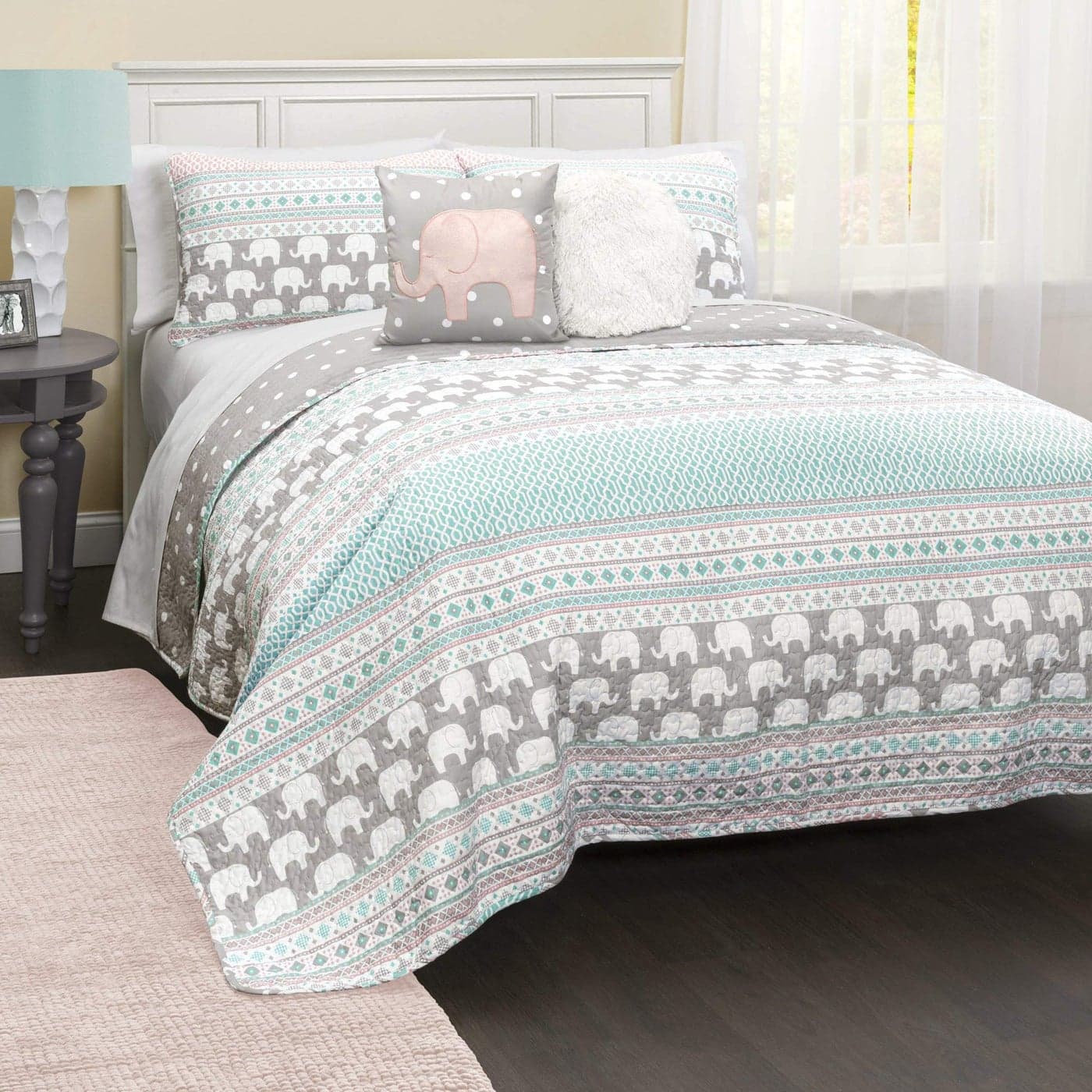 Lush Decor PinkandTurquoise Elephant Striped 5Piece Quilt Bed Set Reversible Bedding FullQueen