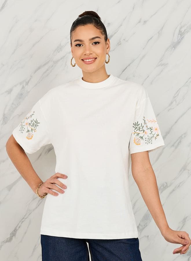 Oversized Embroidered Round Neck Longline T-Shirt