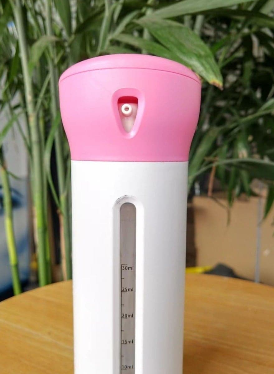 ORiTi Portable Cosmetics Sub Bottle Pink/White