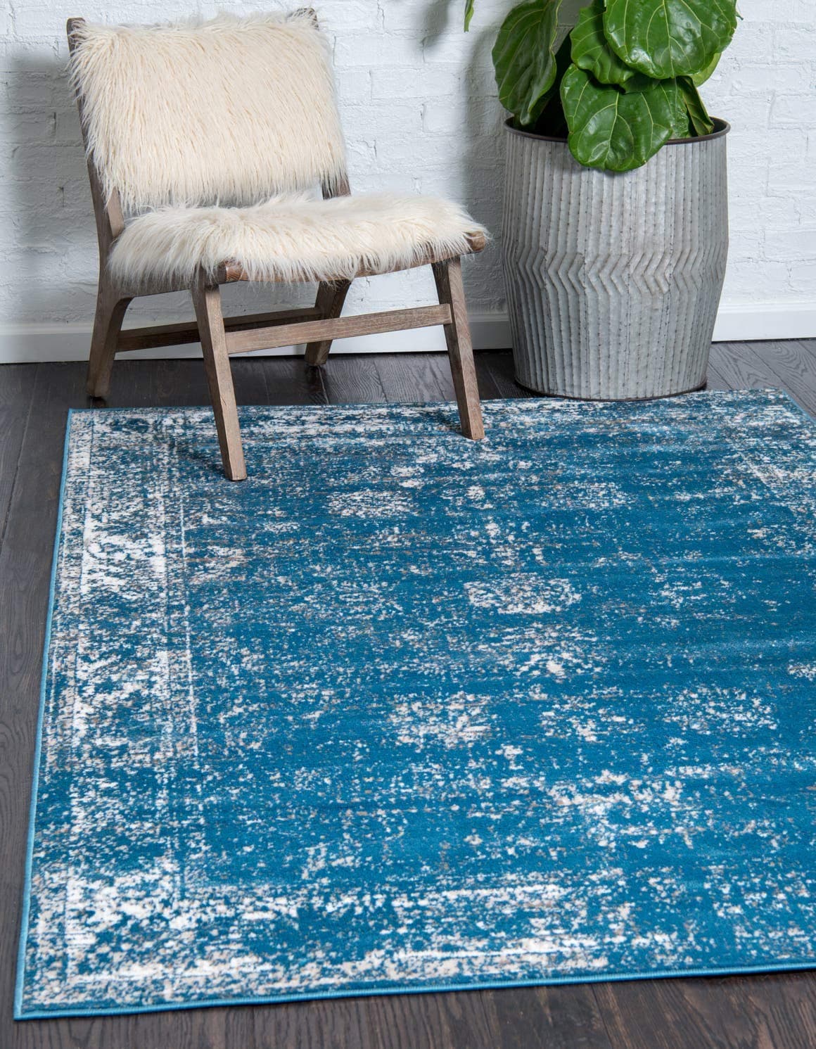 Unique Loom Sofia Collection Area Rug Casino 4 1 x 6 1 Rectangle Blue Ivory