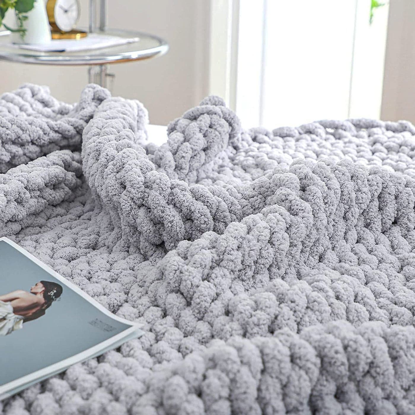 Bigacogo Chunky Knit Throw Blanket for Couch 40x80 inches 100 Hand Knitted with Thick Jumbo Chenille Yarn Cozy Soft Large Rope Knot Cable Crochet Blankets for Sofa Bed Living Room Light Grey