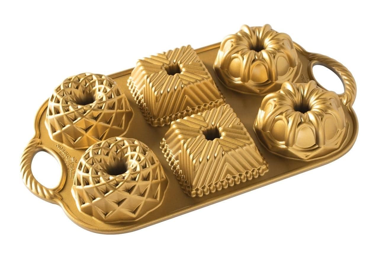 Nordic Ware Geo Bundtlette 35 Cups Gold