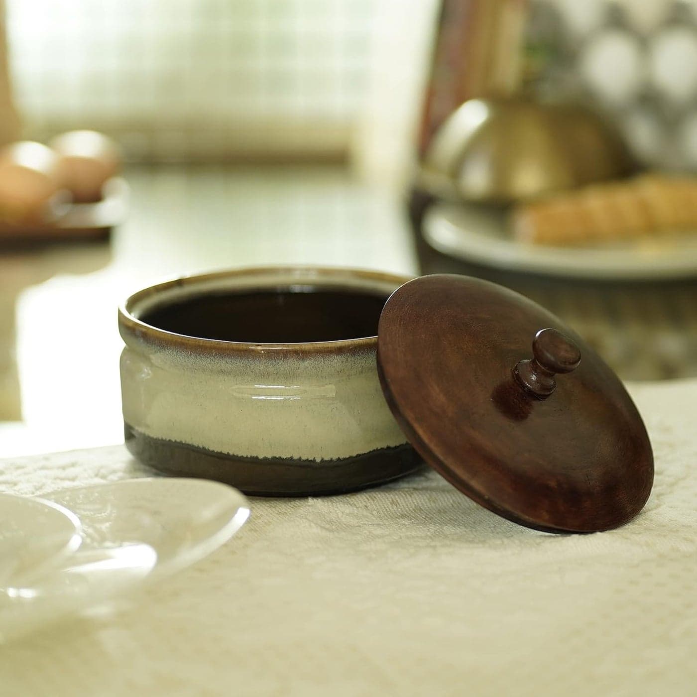 Courtyard Hand Cast Ceramic Mango Wood Corjuem Serving Casserole LargeGreen500 G
