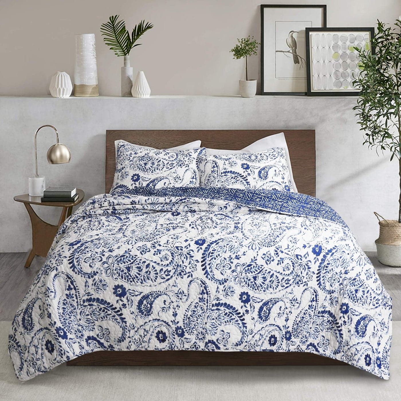 Lush Decor Erindale Paisley Cotton 3Pc Quilt Set King Navy White Reversible Lightweight Quilt Bedding with Shams Classic Boho Style