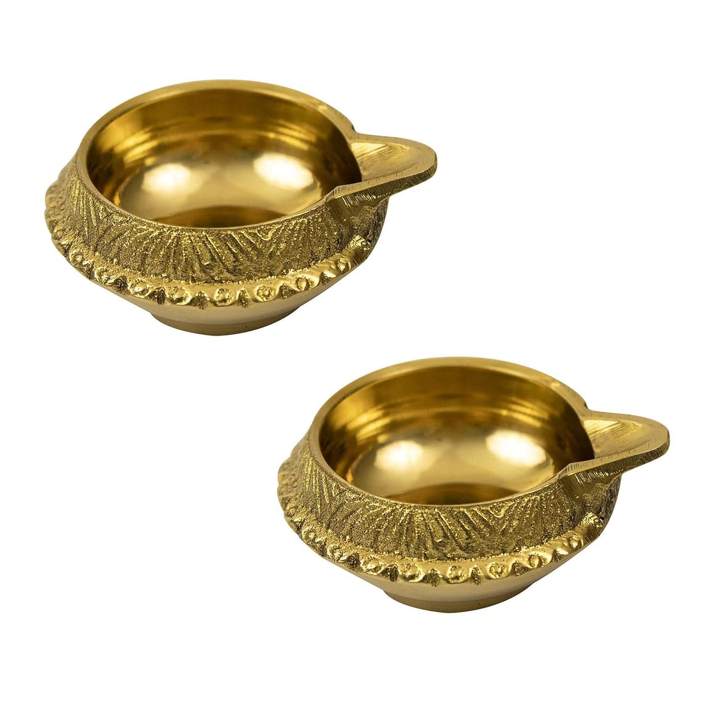 Spillbox Traditional Brass Diya for Puja Pooja Aarti Arti Deepak Deepam Oil Lamp for Home Temple Puja Articles Decor Gifts Kuber 2