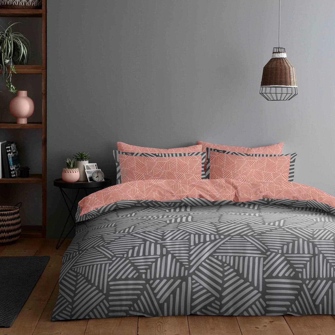 Super Dreamer 4 Pcs Printed Striped Bedding Set Reversible Duvet Cover DoubleSoft Bedding Fitted Sheets with Pillowcases Polycotton Complete Bed Set