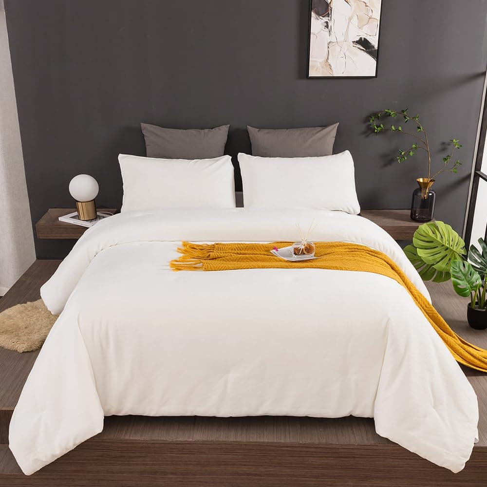 CLOTHKNOW White Velvet Queen Comforter Set 3Pcs Fluffy Bedding Comforter Sets All Season Soft Comforter White Comforter Queen with 2 Pillow Cases