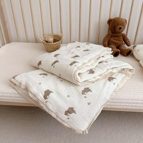 BuLuTu 100% Muslin Toddler Quilt Thin Crib Comforter Girls Boys Quilted Blankets, 60"x78", 2.5 Pounds, Soft Breathable Muslin Cotton Quilts, Bee Bear Pattern, Machine Washable