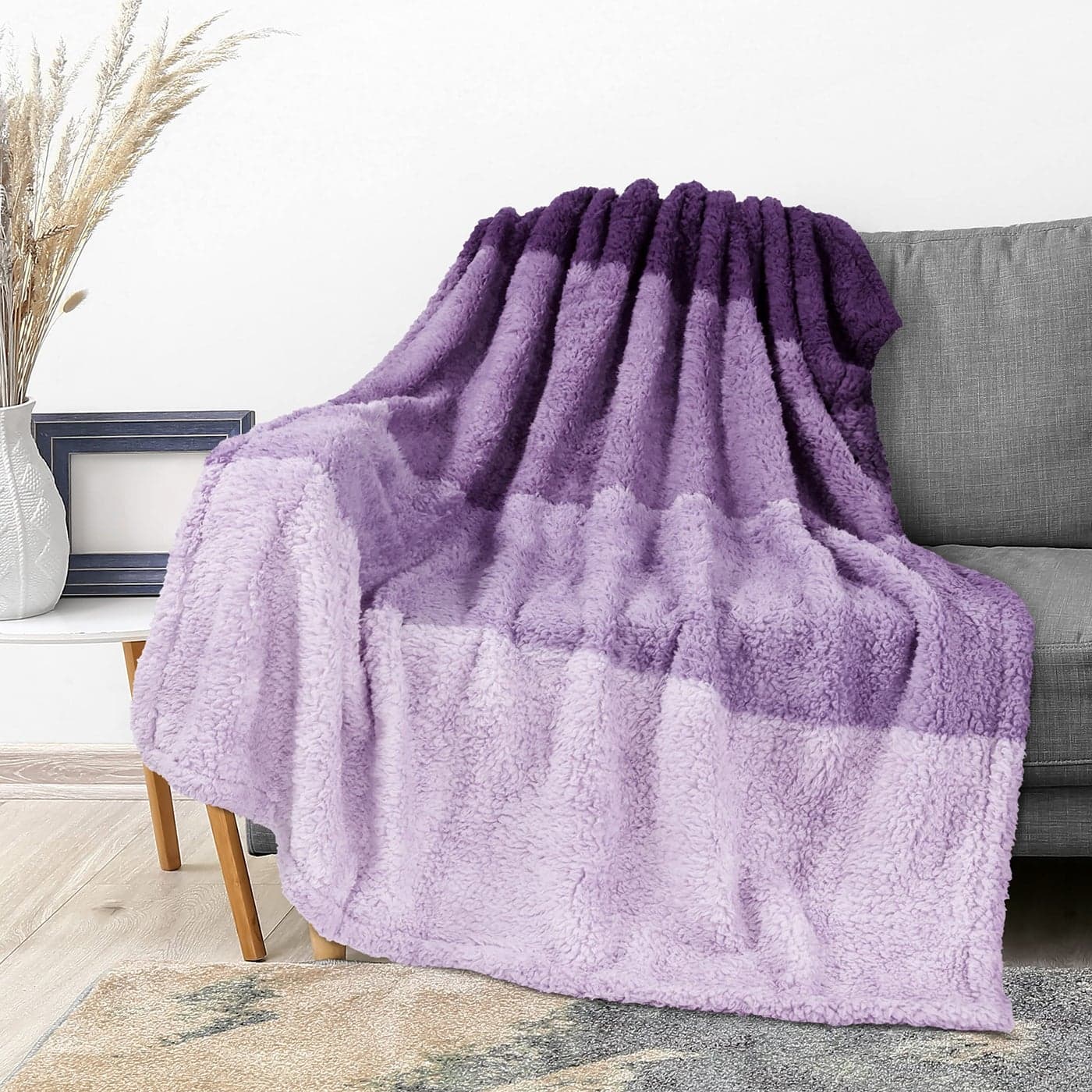 PAVILIA Fluffy Sherpa Throw Blanket Ombre Gradient Plush Soft Fuzzy Decorative Accent Throw Blanket for Couch Sofa Twin Bed Cozy Warm Decorative Furry Faux Fur Blanket 60x80 Inches Purple