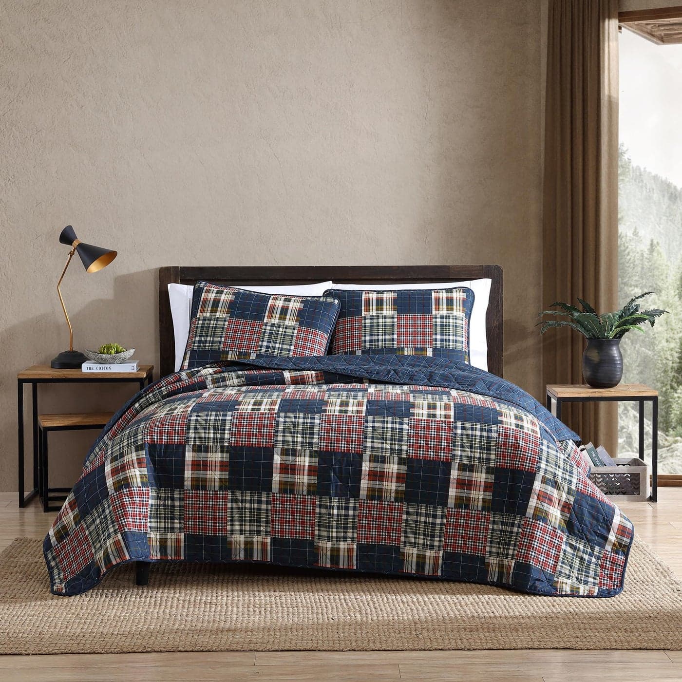 Eddie Bauer King Quilt Set Cotton Reversible Bedding with Matching Shams Lightweight Home Decor for All Seasons Madrona NavyRed King