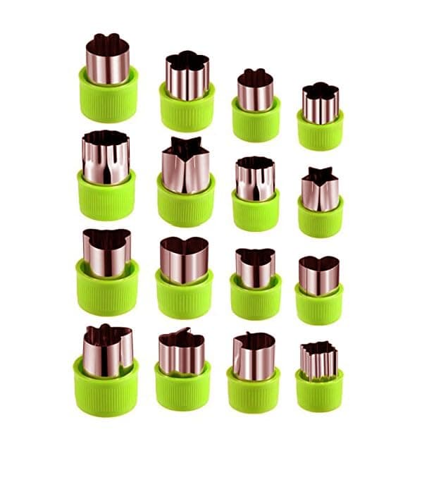 STORE77® 16Pcs Stainless Steel Bread Sandwich Cutter, Fruit Cutter Stamp Embossing Mold, Cookie Cutters Vegetable Cutters, Dessert Mould-FoodGrade for Kids Fun Cooking DIY Baking Kitchen Tool Set