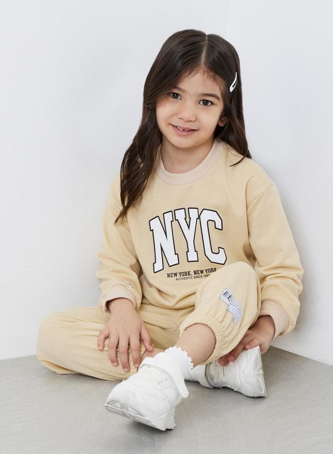 Girls Beige Nyc Print Sweatshirt And Joggers Set
