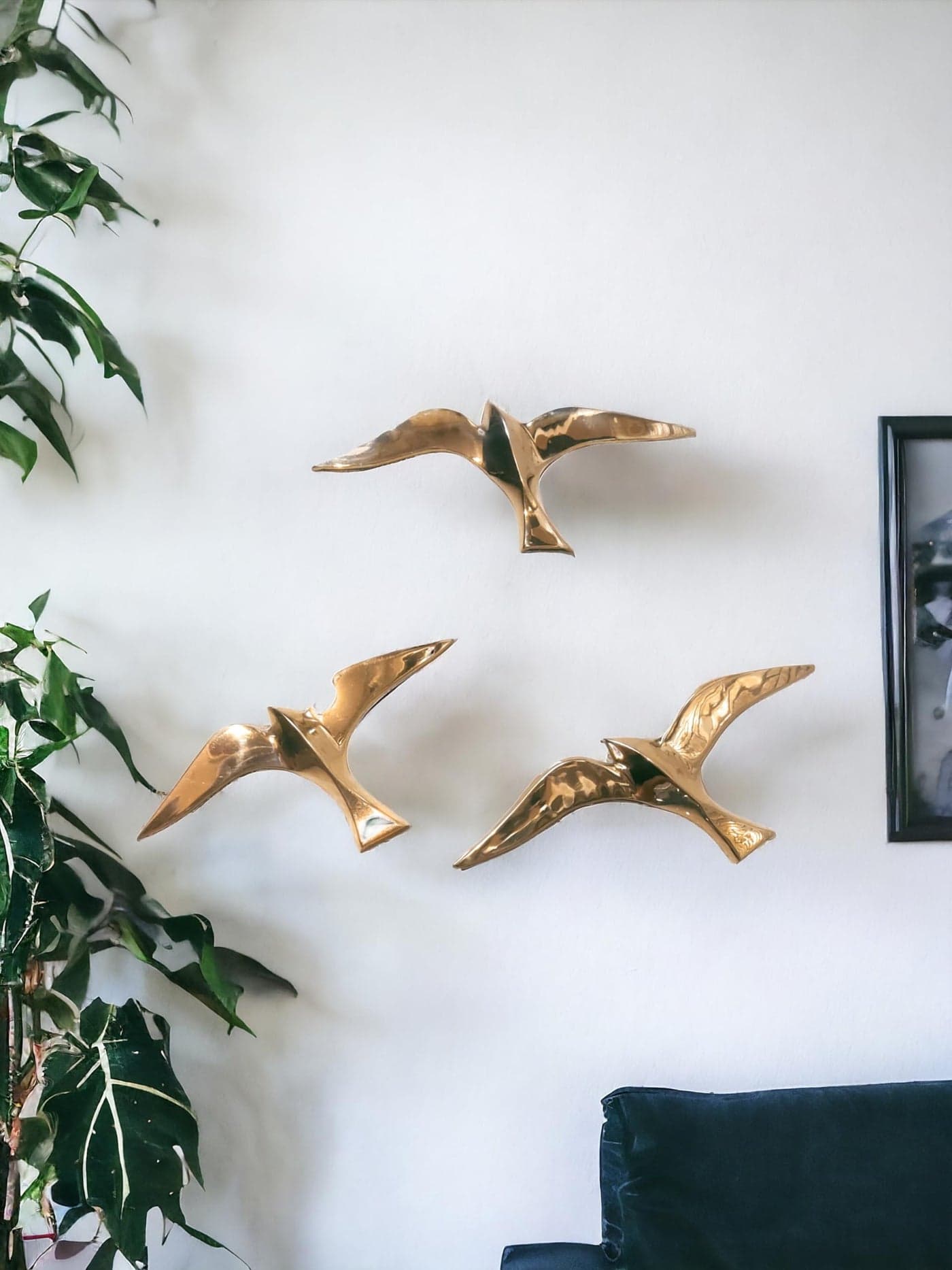 Blissful Decor Metal Brass Wall bird Home Decor, Dining Room Decor, Bedroom Decor Items, Trendy Wall Decor for Living Room, Brass Birds Wall Art in Gold Finish set of -3