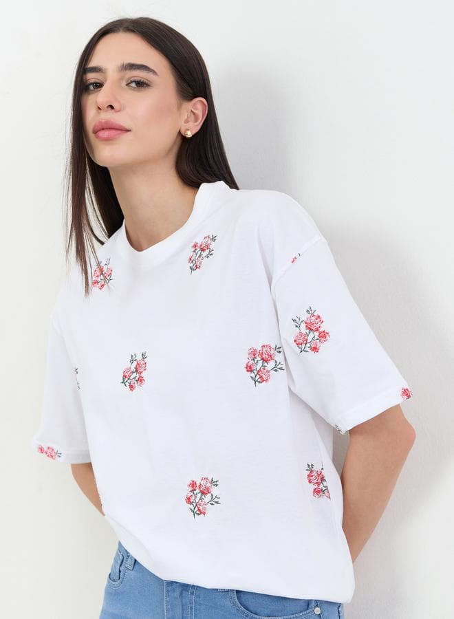 White Oversized Floral Embroidered 100% Cotton T- Shirt