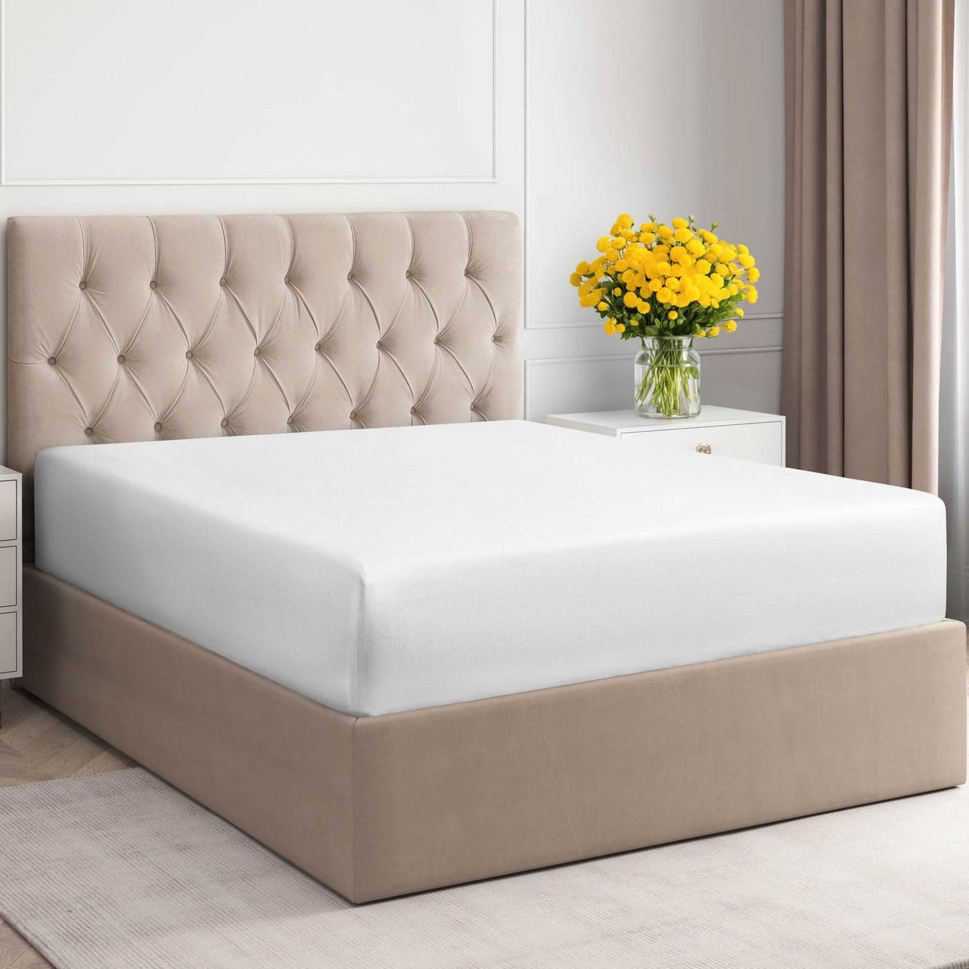 Queen 400 Thread Count Cotton Fitted Sheet Hotel Quality 100 Cotton Soft and Wrinkle Free Deep Pockets Fits Mattress Perfectly with No PopOff Elastic One Fitted Bottom Sheet Only White