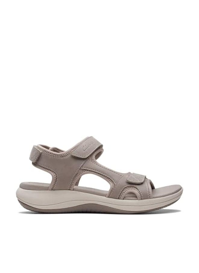 Clarks Women's Mira Bay Flat Sandal, Stone Textile, 9
