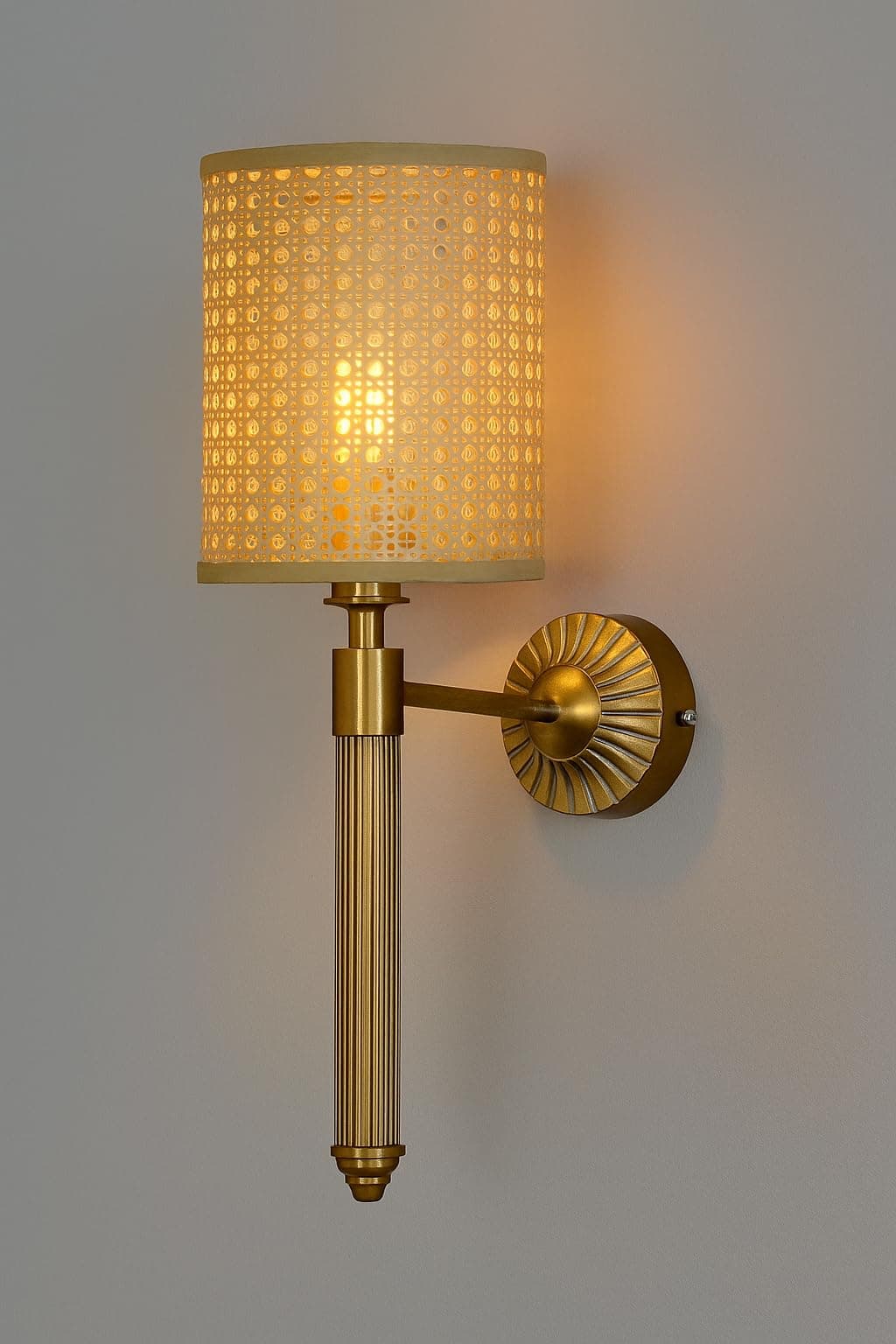 AKWAY Rattan Wall lamp for Living Room | Bamboo Wall Lights for Bedroom | Modern Cane Wall Lamps for Home Decoration (Hexagonal Cylindrical Webbing - Eshana)