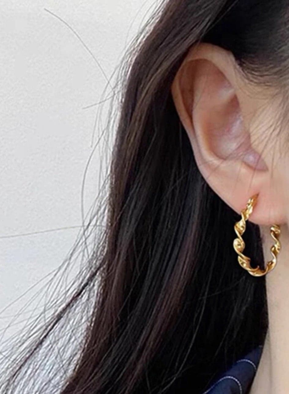 Elegant Stainless Steel Gold Plated Hoop Earrings For Women