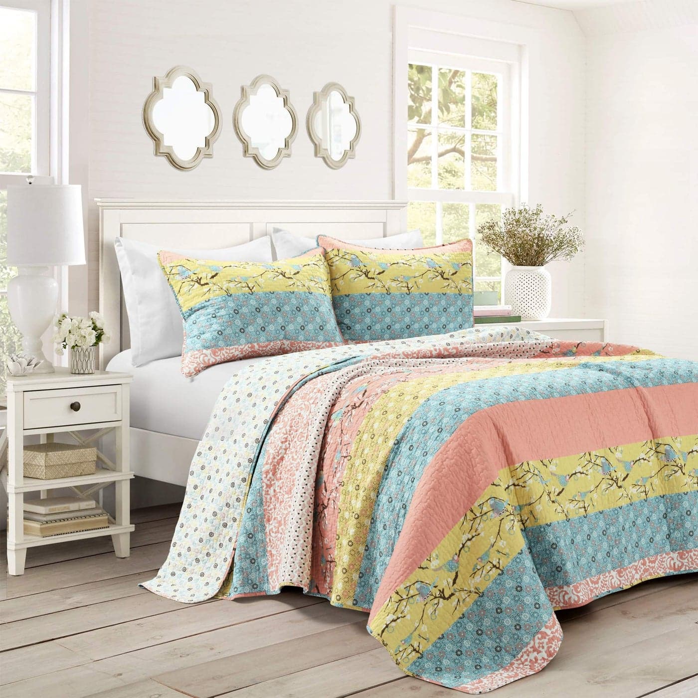 Lush Decor Royal Empire Reversible Cotton Quilt Set 3 Piece Striped Bedding Set Bold Colorful Bohemian Patterns Soft Cotton Feel King Blue