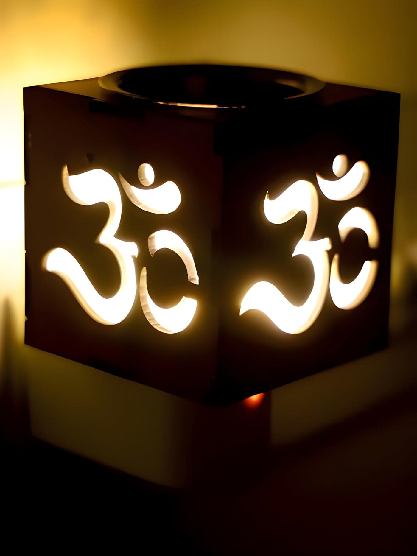 G Gojeeva Electric Incense Holder for Home & Office|Electric Comphor Burner|Wooden Kapoor Dani Cum Night Lamp|Electric Kapoor Dani with Light|Home Frangrance Aroma Diffuser with On/Off Switch (KD 28)