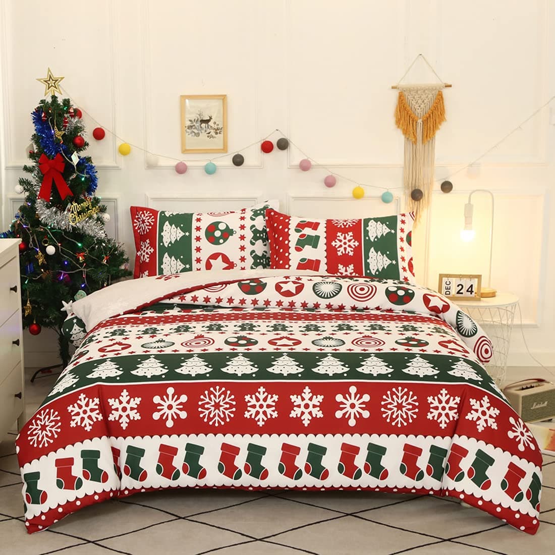 Mengersi Christmas Snowflakes Duvet Cover Queen SizeXmas Trees Holiday Bedding Comforter Cover with Zipper ClosureHome Decoration for New Year r Green