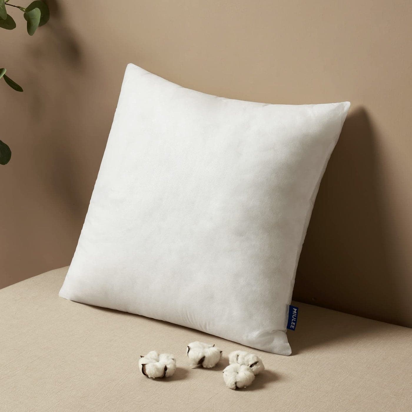 MIULEE Pillow Insert 17x17 Inch Decorative Square Throw Pillow Inserts Premium Fluffy Pillow Forms Sham Stuffer for Sofa Couch Living Room