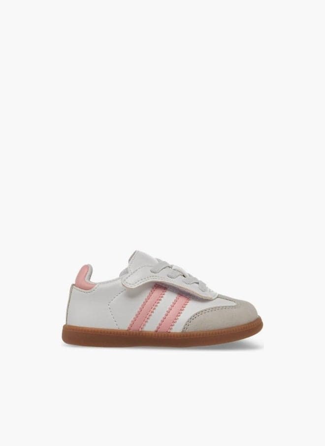 Girls Panelled Hook And Loop Sneakers — 23