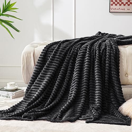 BEDELITE Fleece Blanket - 3D Ribbed Jacquard Decorative Black Throw Blankets for Men & Women, Lightweight Warm Cozy Soft Fuzzy Blankets All Seasons Suitable 50x60 inches