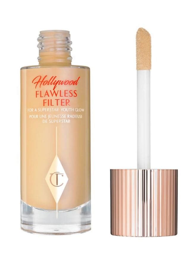 Flawless Filter Liquid Foundation 4. Medium