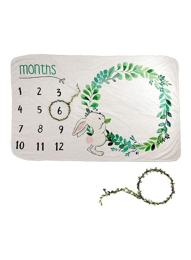 Monthly Milestone Super Soft and Warm Blanket With Flower Wreath, Polyester Fiber Material